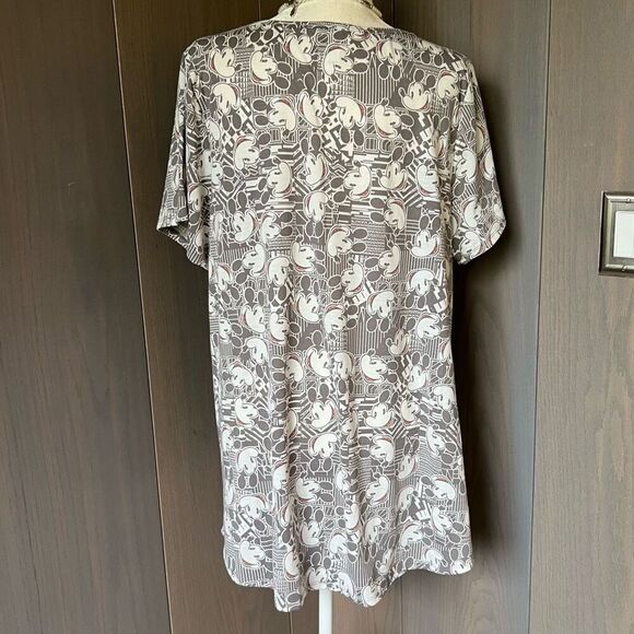 MICKEY MOUSE LuLaRoe Tee Scoop Neck 3XL - Picture 3 of 8